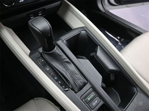 Used 2023 Honda Accord LX image 16