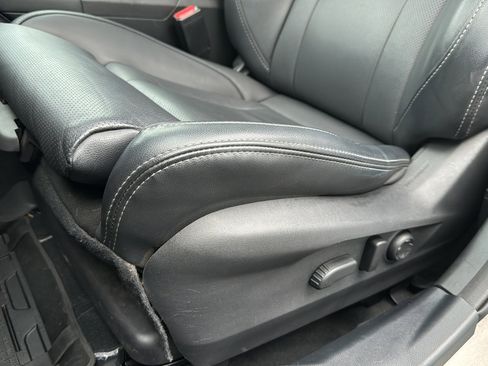 Used 2023 Subaru Outback Limited image 25