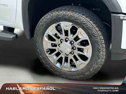 New 2025 GMC Sierra 2500 Denali image 3