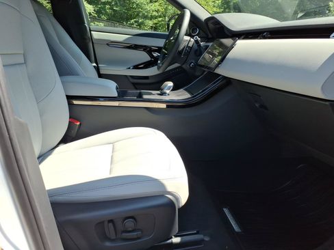 Certified 2026 Land Rover Range Rover Evoque S AWD/4WD image 3