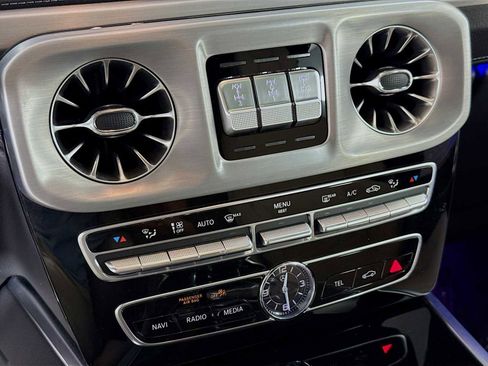 Used 2024 Mercedes-Benz G 550 image 17