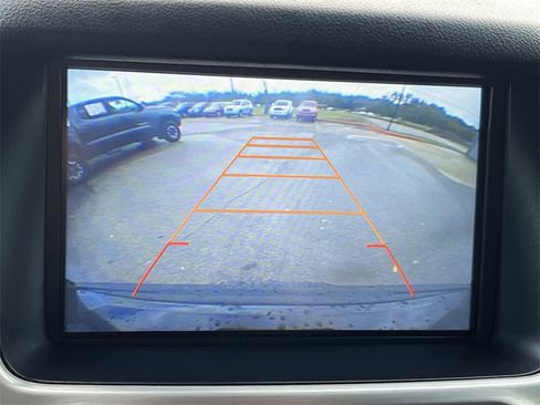 Used 2016 GMC Yukon SLE w/ Convenience Package image 18