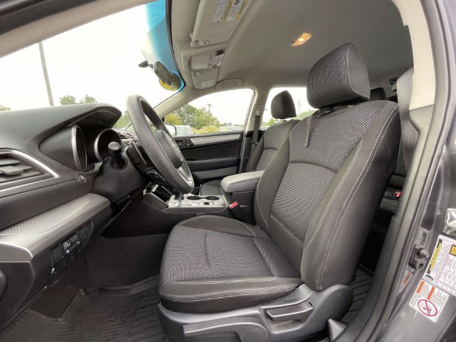 Used 2018 Subaru Outback 2.5i AWD/4WD image 16