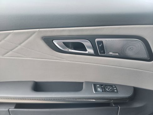 Used 2020 Mercedes-Benz AMG GT C image 31