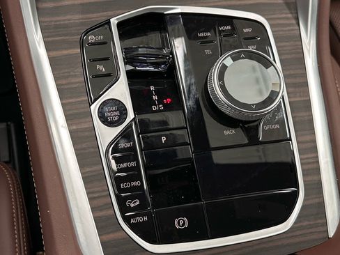 Used 2025 BMW X6 M60i image 28