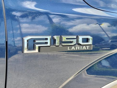 Used 2019 Ford F150 Lariat RWD image 11
