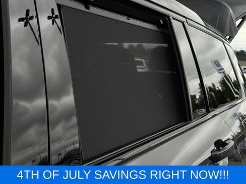 Used 2023 Jeep Grand Cherokee L Summit AWD/4WD image 34