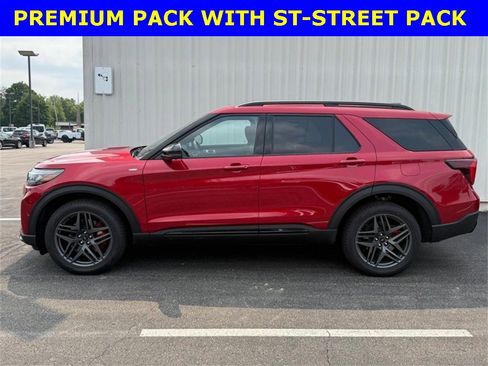 New 2025 Ford Explorer ST-Line w/ Premium Package image 3