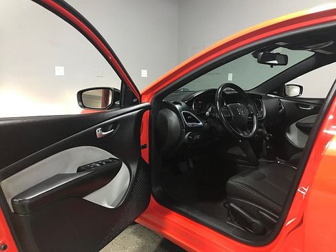 Used 2016 Dodge Dart SXT w/ Sun/Sound Group FWD image 9