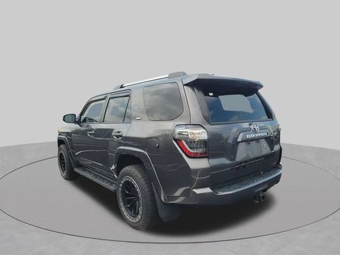 Used 2020 Toyota 4Runner SR5 AWD/4WD image 14