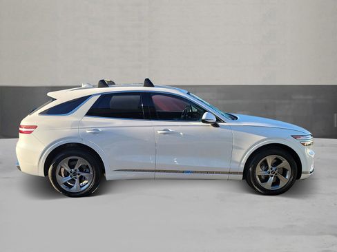 Certified 2026 Genesis GV70 2.5T image 4