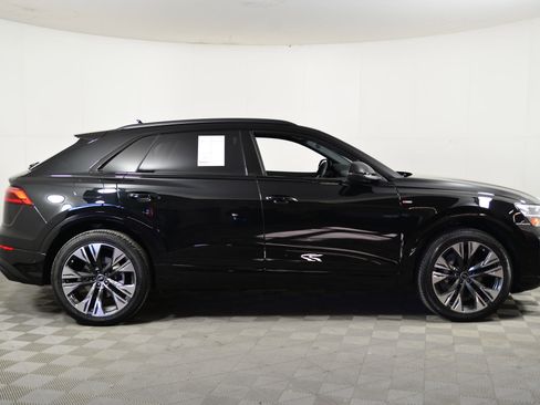 New 2026 Audi Q8 Premium Plus image 7