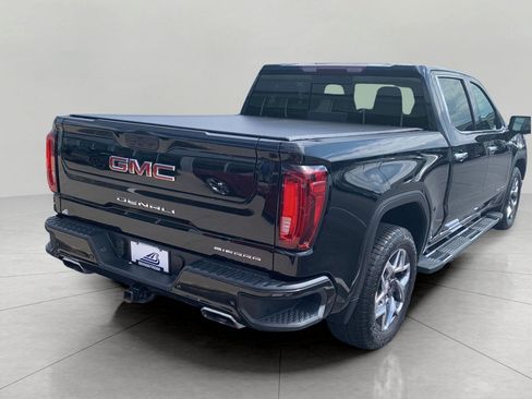Used 2022 GMC Sierra 1500 Denali w/ Driver Alert Package II AWD/4WD image 7