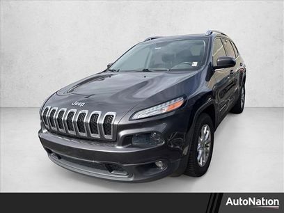 Used 2016 Jeep Cherokee Latitude w/ Comfort/Convenience Group