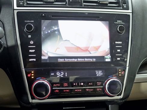 Used 2018 Subaru Legacy 2.5i Limited image 19