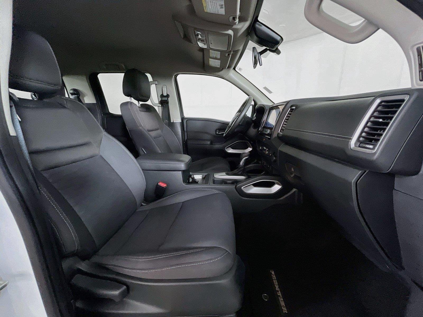 Used 2022 Nissan Frontier SV RWD image 29