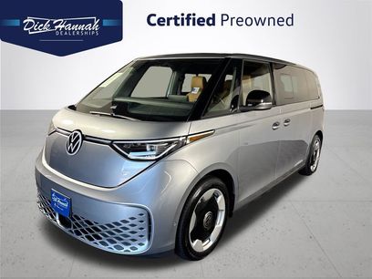 Certified 2025 Volkswagen ID. Buzz Pro S