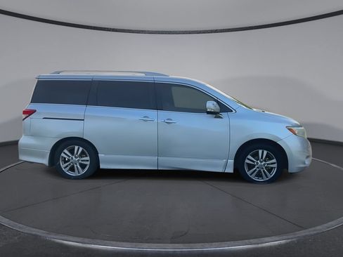 Used 2012 Nissan Quest LE w/ Value Cargo Pkg FWD image 9