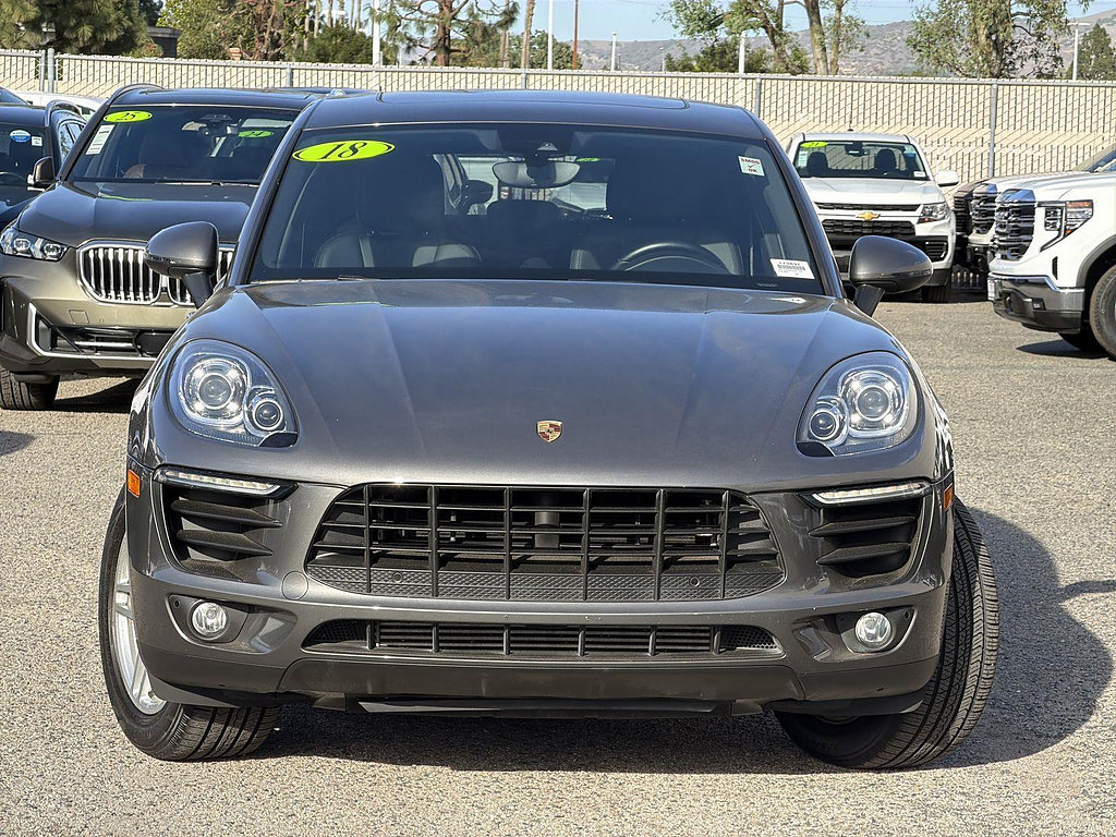 Used 2018 Porsche Macan AWD/4WD image 2
