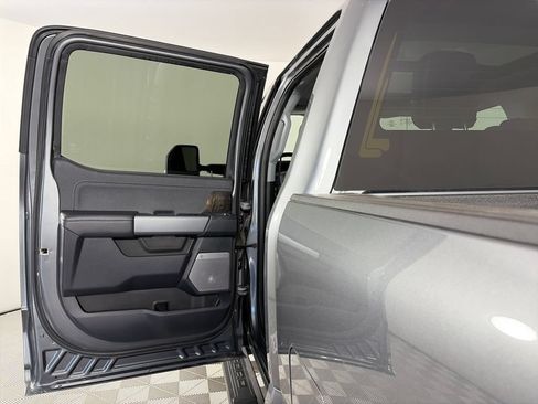 Certified 2026 Ford F350 Lariat w/ Black Appearance Package AWD/4WD image 12