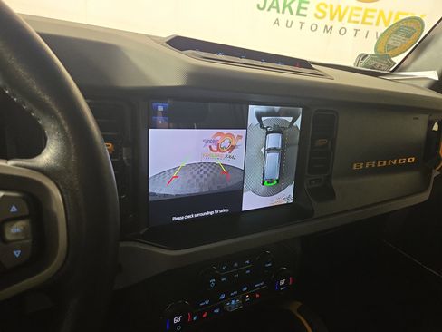 Used 2021 Ford Bronco Badlands image 21