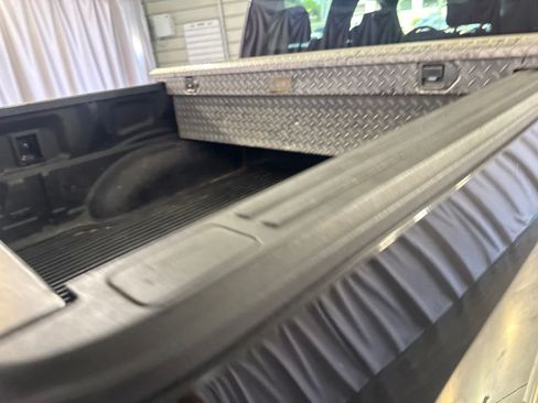 Used 2019 Ford F150 XLT RWD image 15