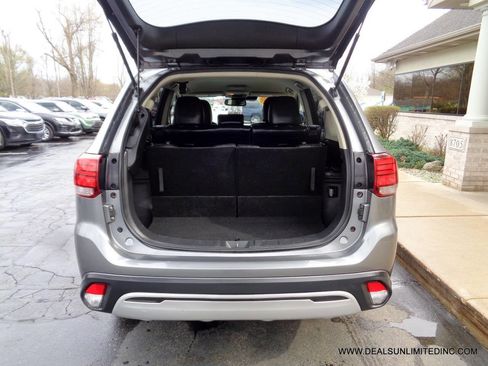 Used 2020 Mitsubishi Outlander SEL image 20