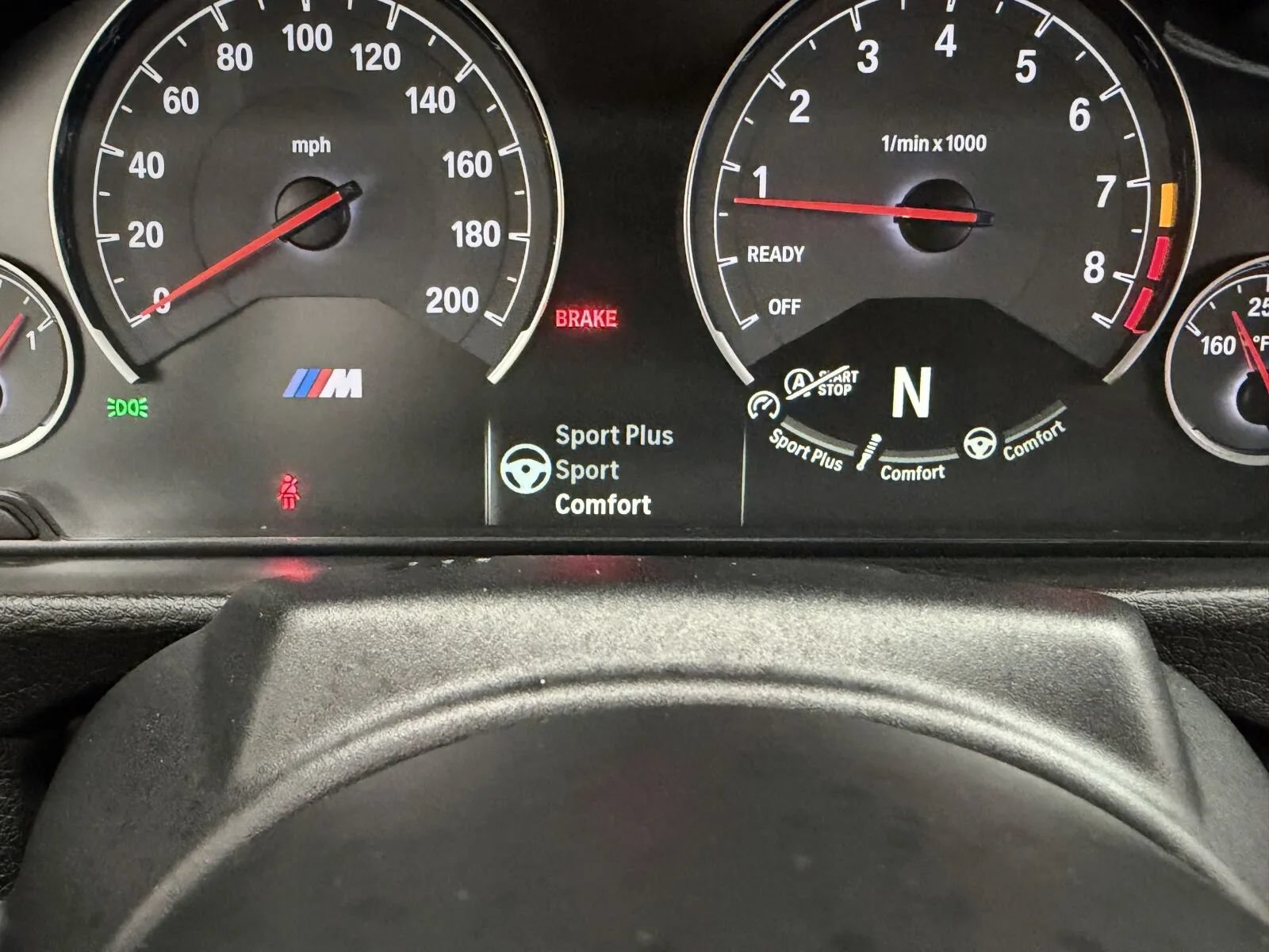Used 2015 BMW M4 Convertible RWD image 28