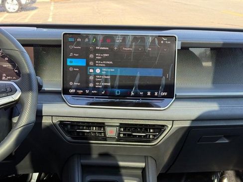 New 2026 Volkswagen Tiguan SE R-Line image 7