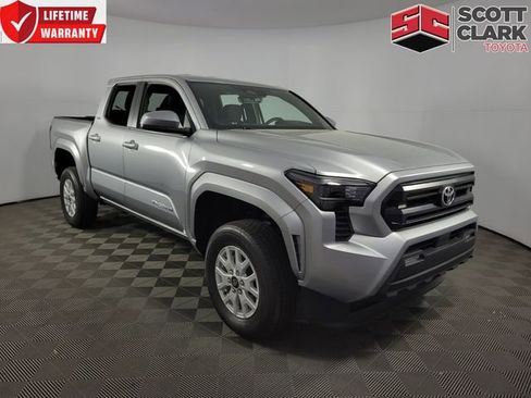 Used 2026 Toyota Tacoma SR5 image 1