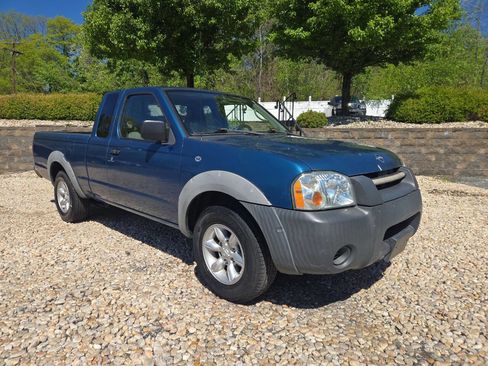 Used 2002 Nissan Frontier XE RWD image 1