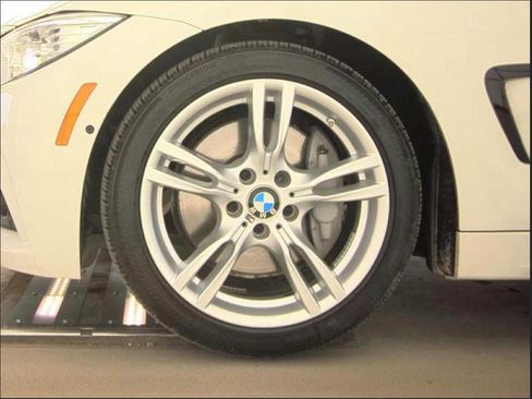 Used 2017 BMW 440i xDrive Convertible AWD/4WD image 16