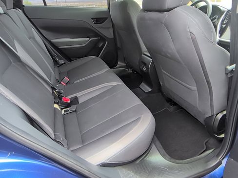 Used 2025 Subaru Crosstrek 2.0i Premium AWD/4WD image 30