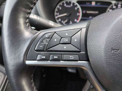 Used 2020 Nissan Sentra SV image 22