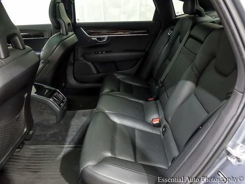 Used 2018 Volvo S90 T5 Momentum w/ Convenience Package AWD/4WD image 12