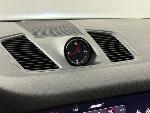 Certified 2022 Porsche Cayenne image 24