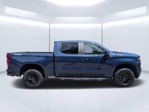 Used 2021 Chevrolet Silverado 1500 LT Trail Boss w/ Convenience Package II AWD/4WD image 2