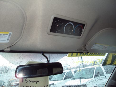 Used 2017 Chevrolet Express 3500 LT w/ LT Preferred Equipment Group image 21