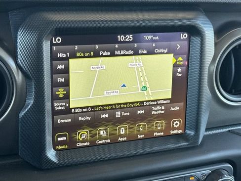 Used 2023 Jeep Wrangler Unlimited w/ 8.4" Radio Group AWD/4WD image 4