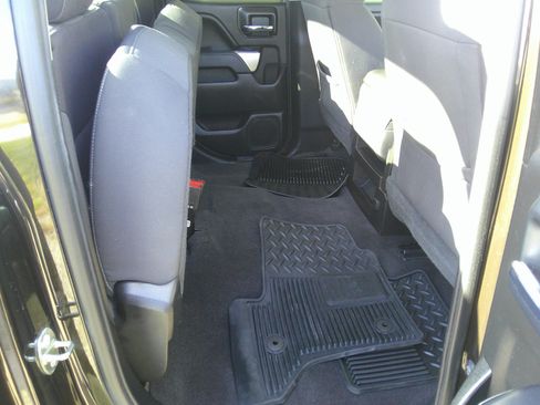 Used 2018 Chevrolet Silverado 1500 LT image 45