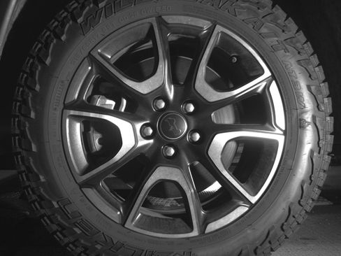 Used 2025 Jeep Compass Trailhawk image 12