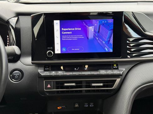 Certified 2025 Toyota Camry SE image 14