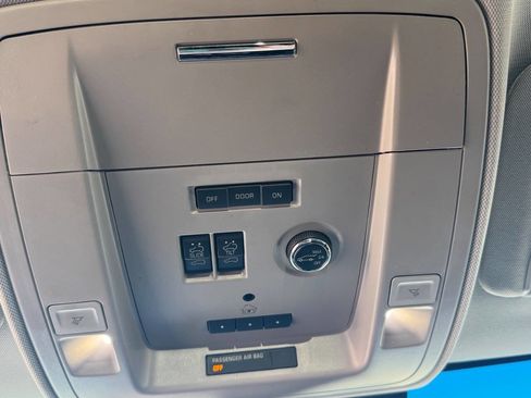 Used 2017 Chevrolet Tahoe LT image 27