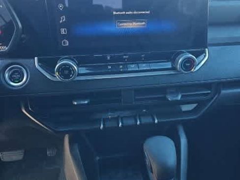 Used 2024 Chevrolet Colorado W/T image 4