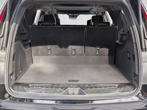 Used 2021 Cadillac Escalade ESV Sport Platinum image 6