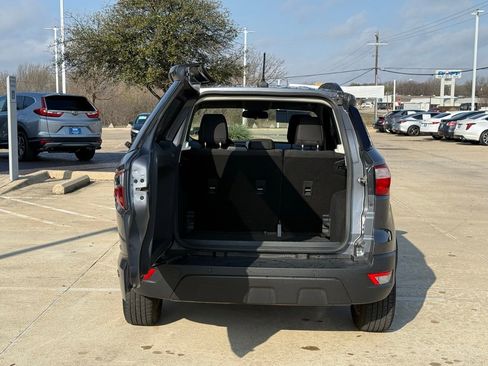 Used 2020 Ford EcoSport SE w/ SE Convenience Package image 5