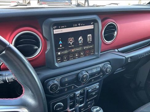 Used 2019 Jeep Wrangler Unlimited Rubicon AWD/4WD image 22