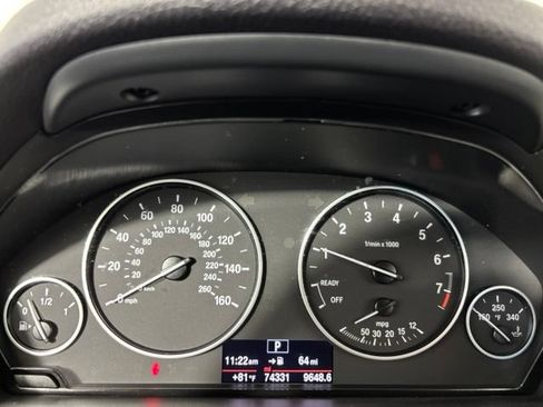 Used 2017 BMW 320i xDrive Sedan AWD/4WD image 14