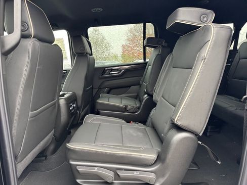 New 2026 GMC Yukon XL Elevation image 15