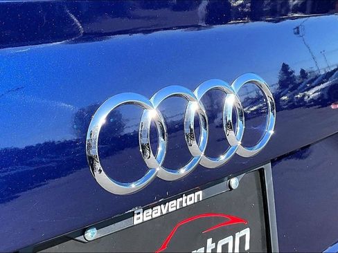 Used 2019 Audi Q7 3.0T Prestige AWD/4WD image 11